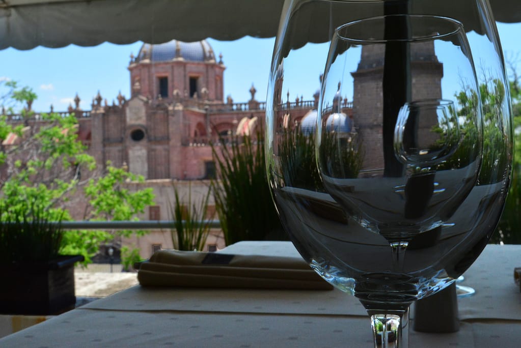 tarraza hotel juaninos 