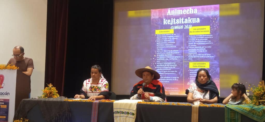 Rueda de prensa programa actividades de Noche de Muertos en Cuanajo