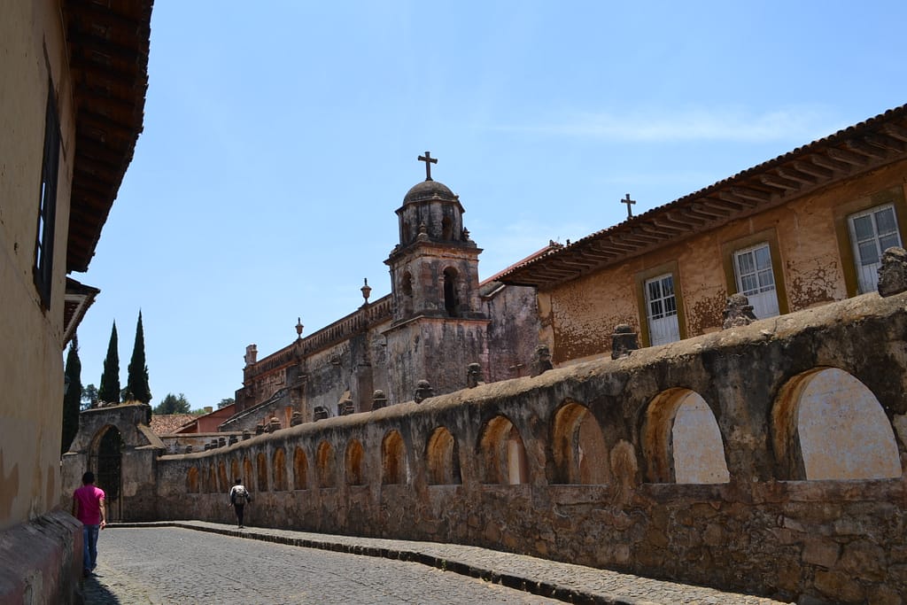 El templo del Sagrario en uno de los lugares más buscados a las hora de visitar Pátzcuaro.
