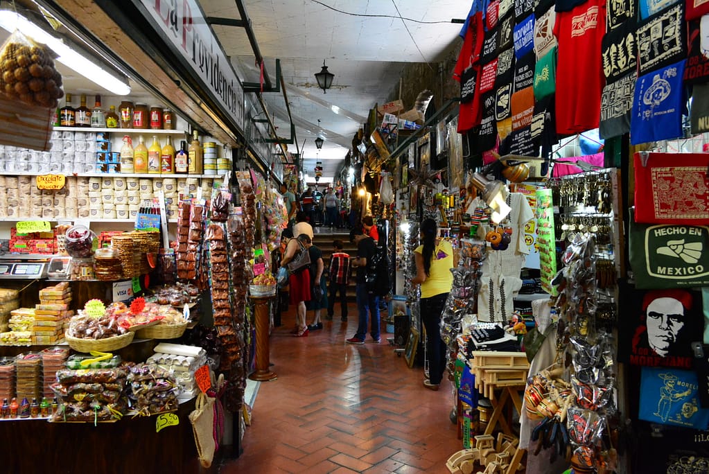 Pasillo principal Mercado de Dulces