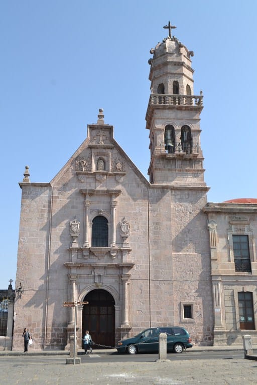 Fachada principal Nuestra Señora de Guadalupe
