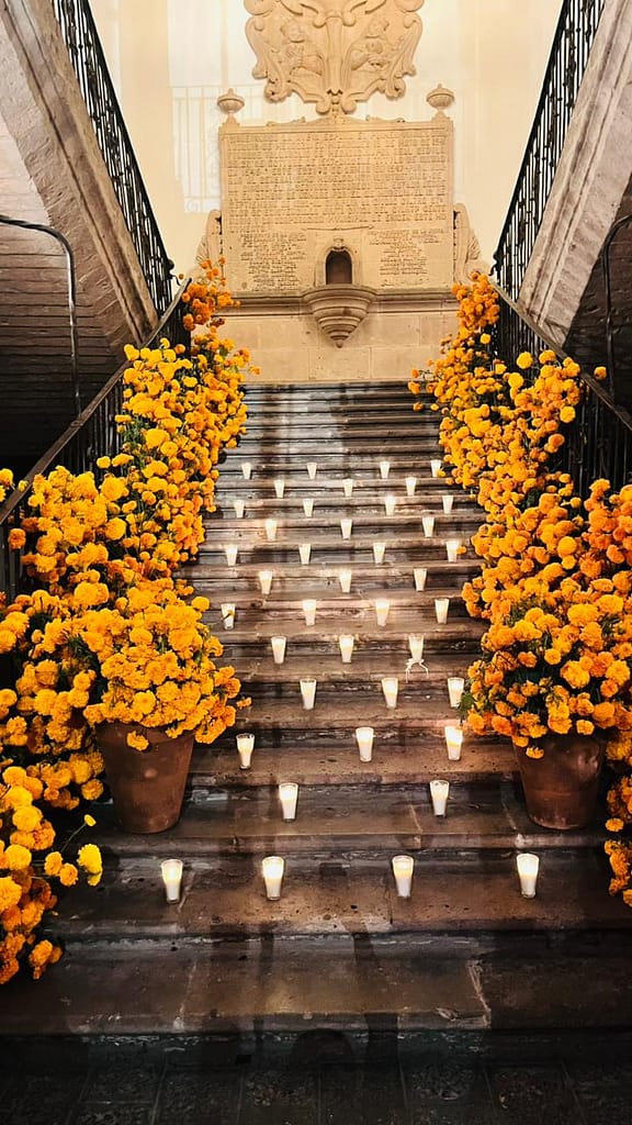 palacio de justicia en Morelia en día de muertos