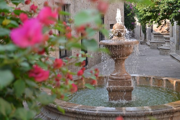 Callejón del Romance en Morelia
