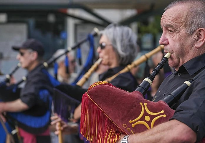 Galicia llega a Michoacán con música, tradición y callejoneadas en Pátzcuaro y Morelia