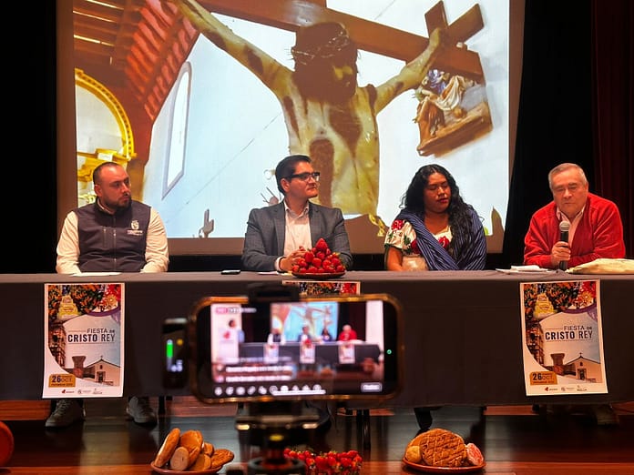 Festividad de Cristo Rey y sus tapetes florales