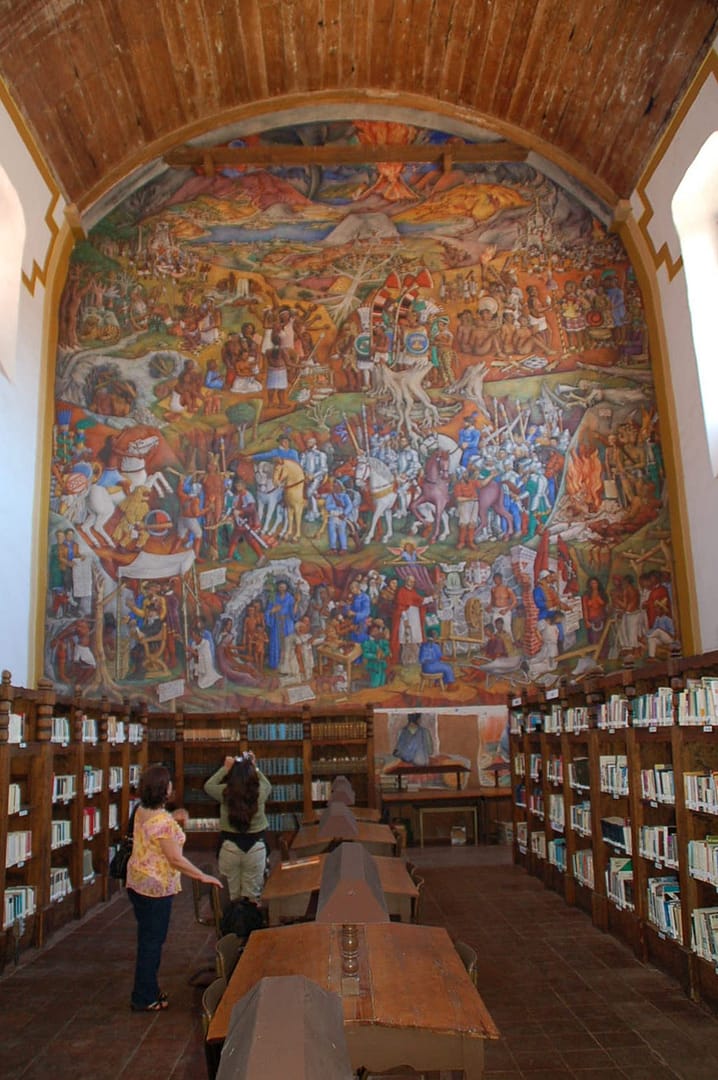 Biblioteca Publica del Pátzcuaro ex templo de San Agustín. Sin duda otro lugar recomendado para visitar.